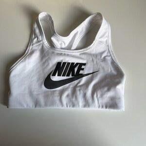 NWOT Nike Sports Bra